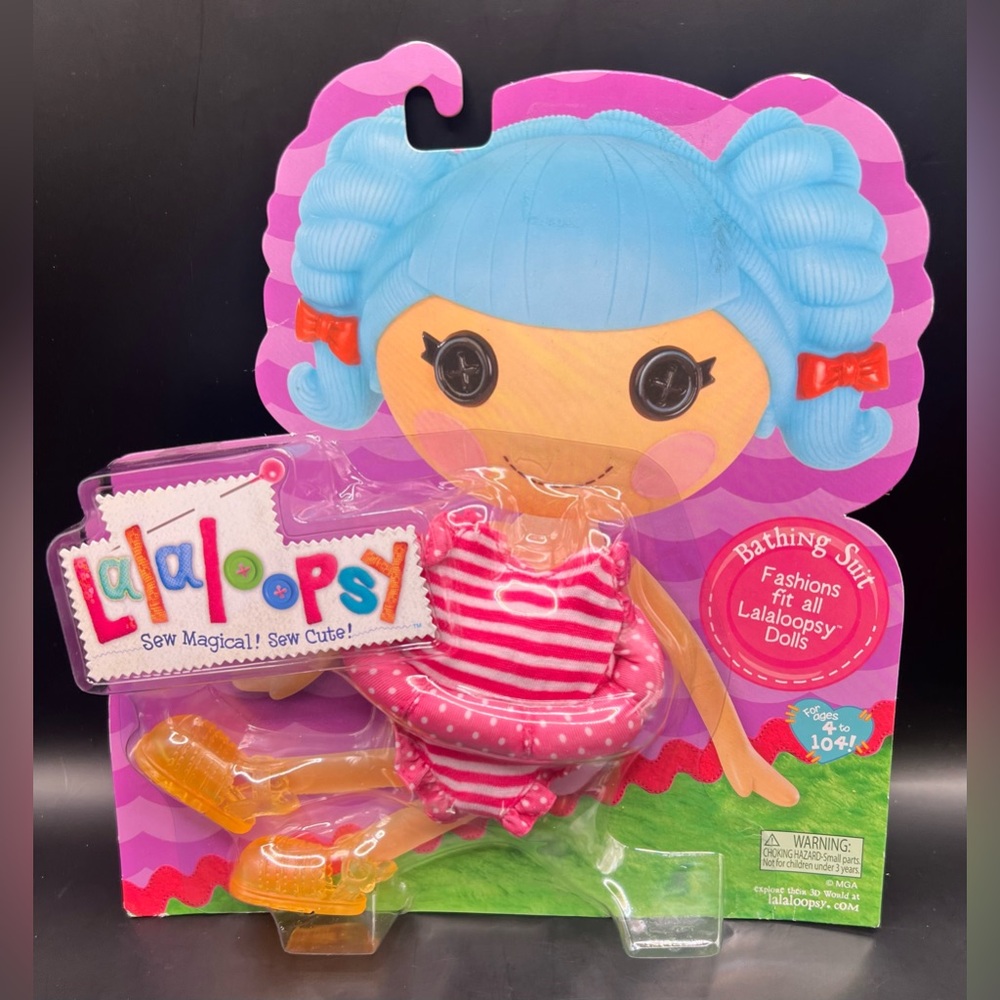 Lalaloopsy- Bathing Suit Doll Outfit, New in package. Sticker residue on front
